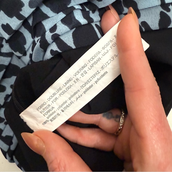 Zara XS Animal Print Long Sleeve Blouse Blue Black - Picture 8 of 10